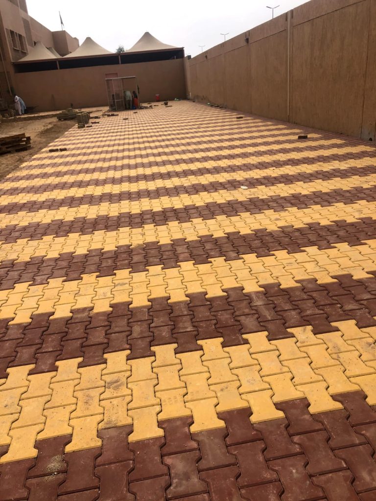 f964ffa7-9206-4dff-a433-4dd2887013de